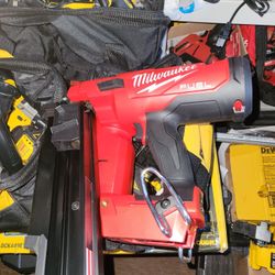 Firm Price🛑 Milwaukee M18 FUEL 21-fraiming Nailer "New"  Tool-Only Precio Firme 🛑