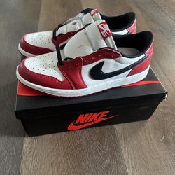 Jordan 1 Low Chicago size 10.5