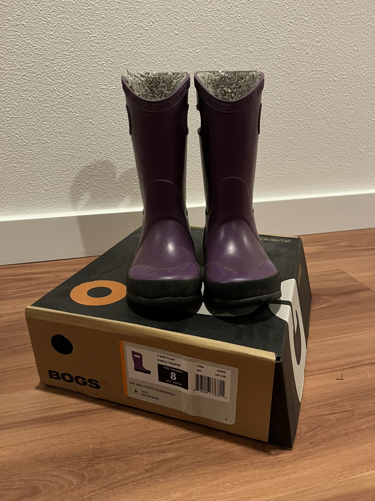 Bogs Rain boots plush kids size 8 