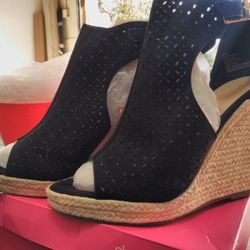 Wedge Sandals from Shoedazzle 