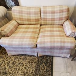 Cute Soft Plaid Pattern Loveseat