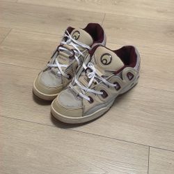 Osiris shoes size US10 men’s prob 7/10 condition