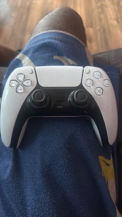 PlayStation 5 DualSense Controller