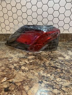 Toyota Rav 4 19-21 Driver Tailight