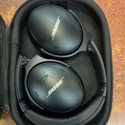 Bose Quiet Comfort 45 Bluetooth Headphones 