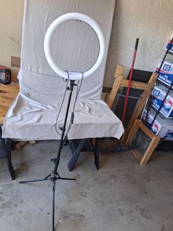 Sixteen Inch Multi-colored ring light