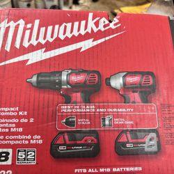 Milwaukee Set Of Drills New 