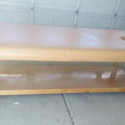 Masage table