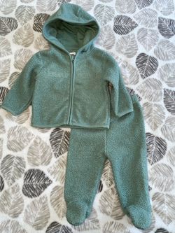 DKNY jeans 6-9 months baby boy outfit