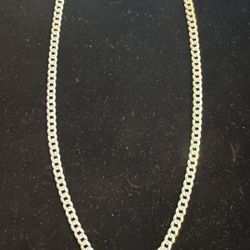 This 24 Vintage Sterling Silver Italian Link Chain Necklace