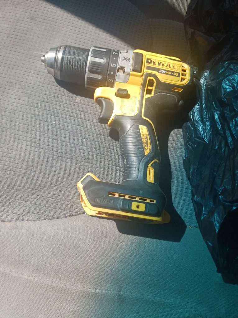20V XR Brushless Cordless 1/2 in. Hammer Drill (Tool-Only)