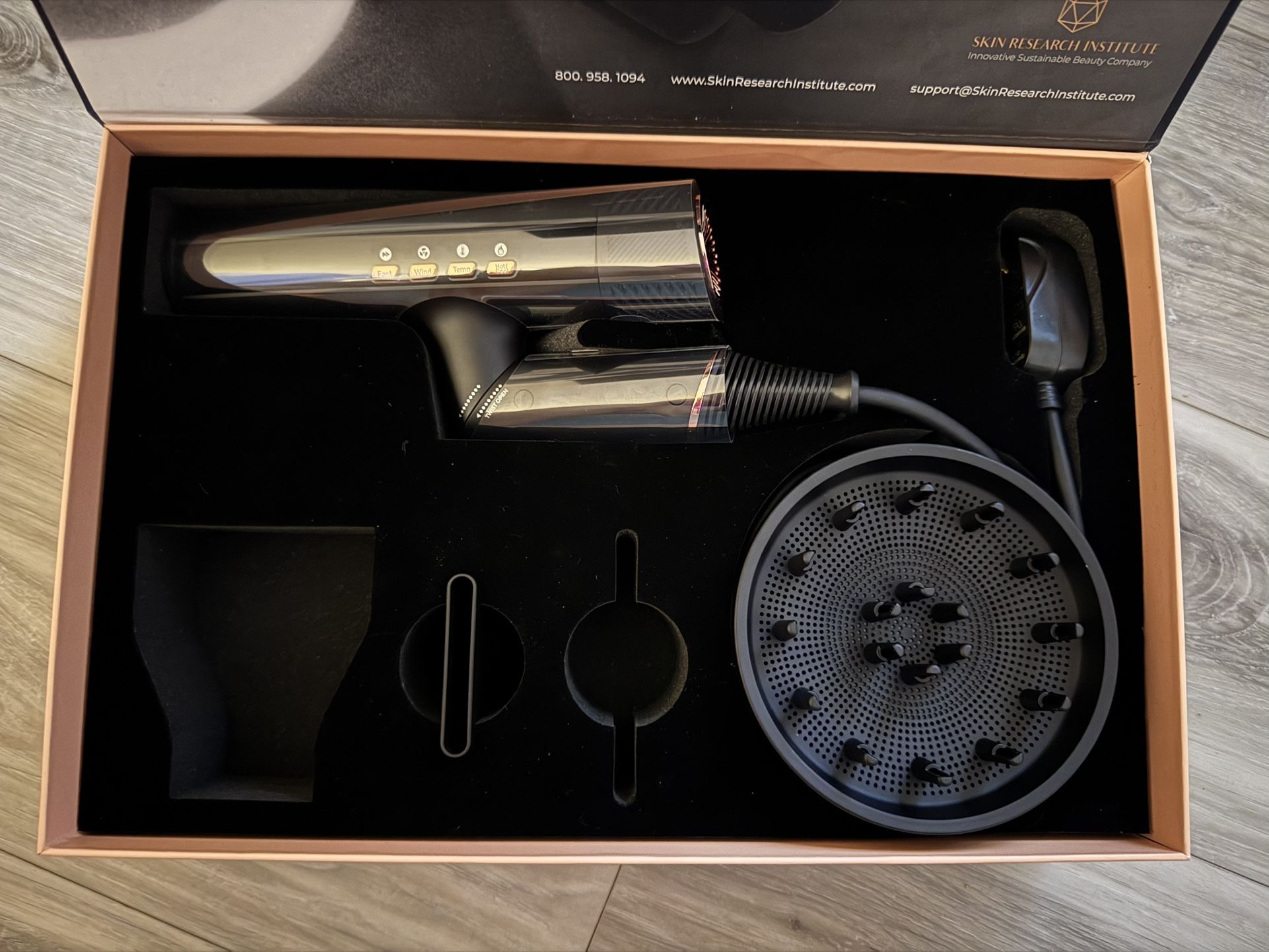 SRI Dry Q Smart Hair Dryer