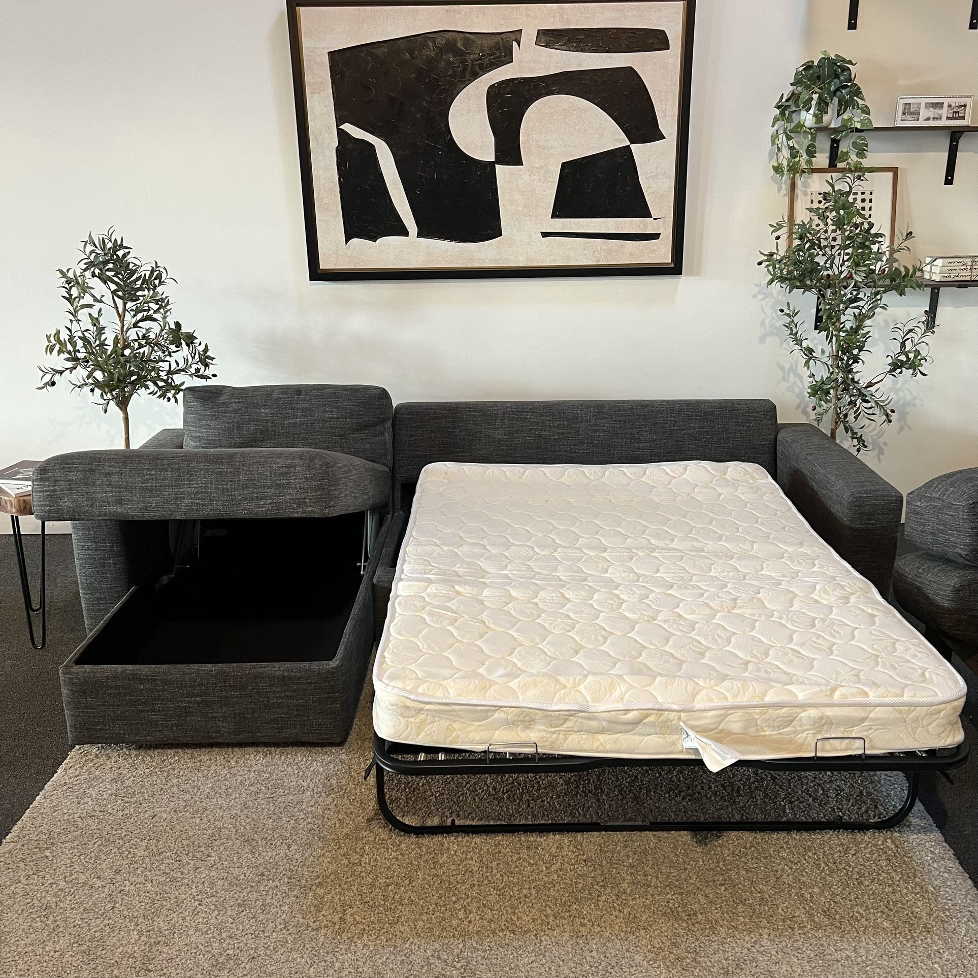 Sectional Couch West elm - Can Deliver