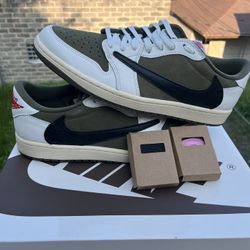 Jordan 1 low “Travis Scott” 11M 