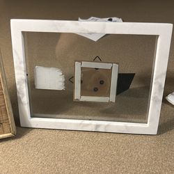 4 picture frames
