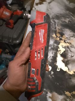 Milwaukee Cordless Oscillating Multi-Tool