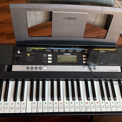 Key Board With Stand