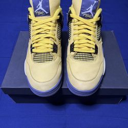 Jordan 4 Retro Lightning 2021  Size 11