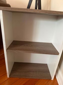Generic two-tone end table
