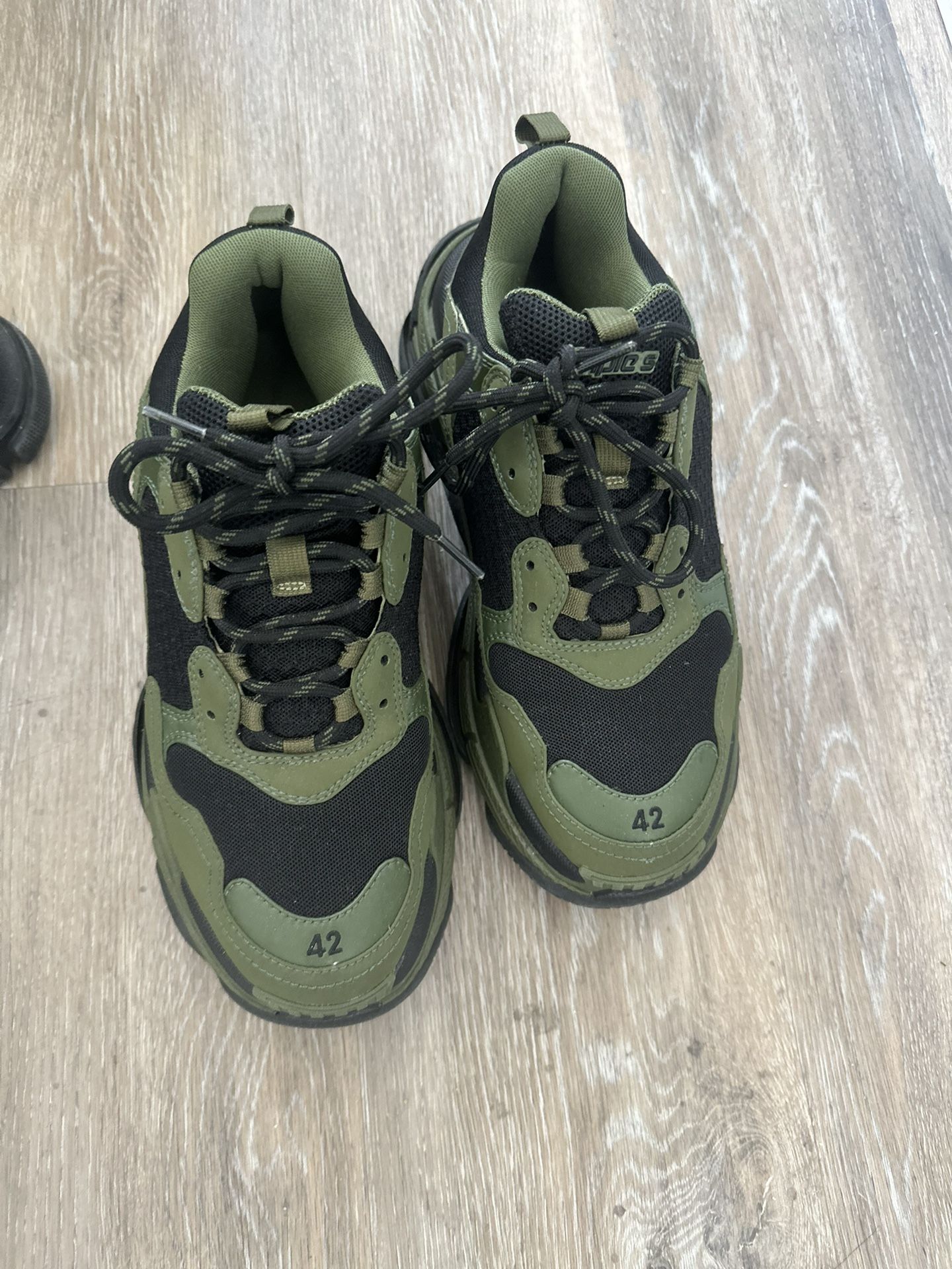 Balenciaga Size 9