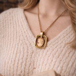 Vintage 1980s Gold Tone Victorian Cameo Pendant Necklace, 10”