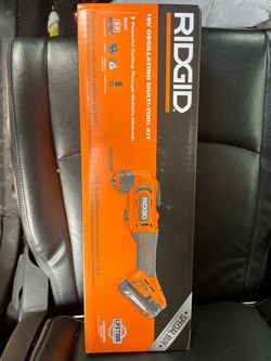 RIDGID 18V Oscillating Multi-Tool Kit