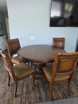 Dining Set
