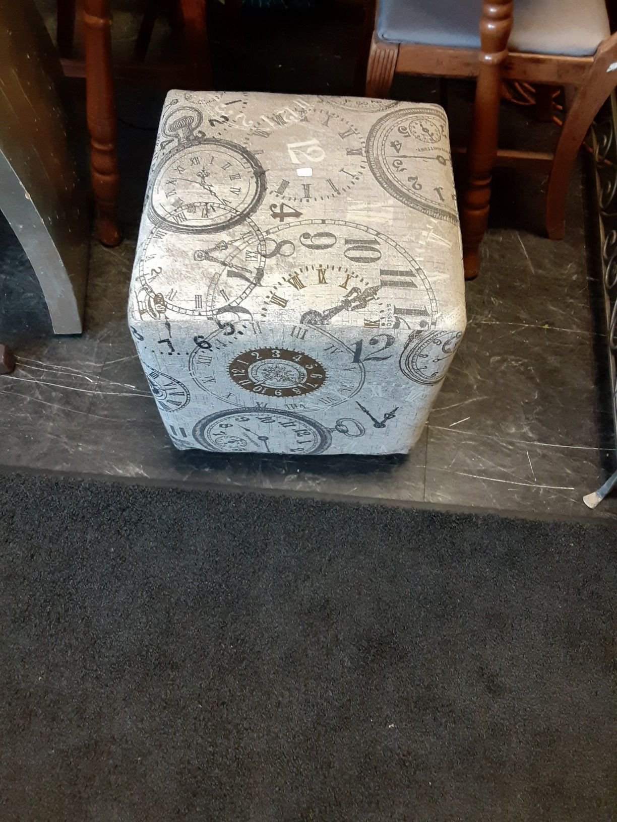 Nice ottoman