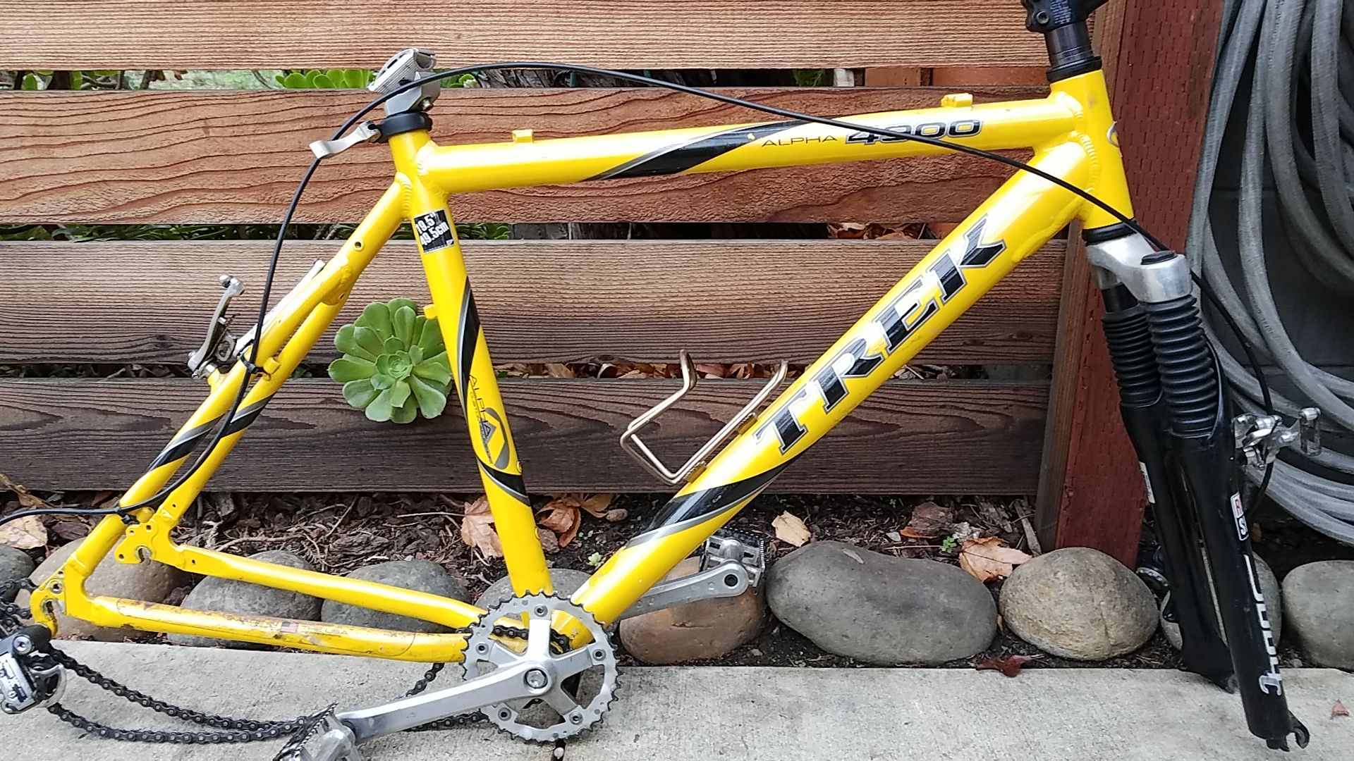 Trek 4900 alpha deals yellow