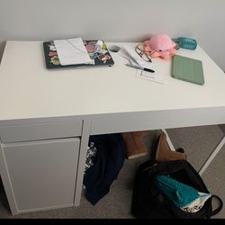IKEA MICKE Desk 