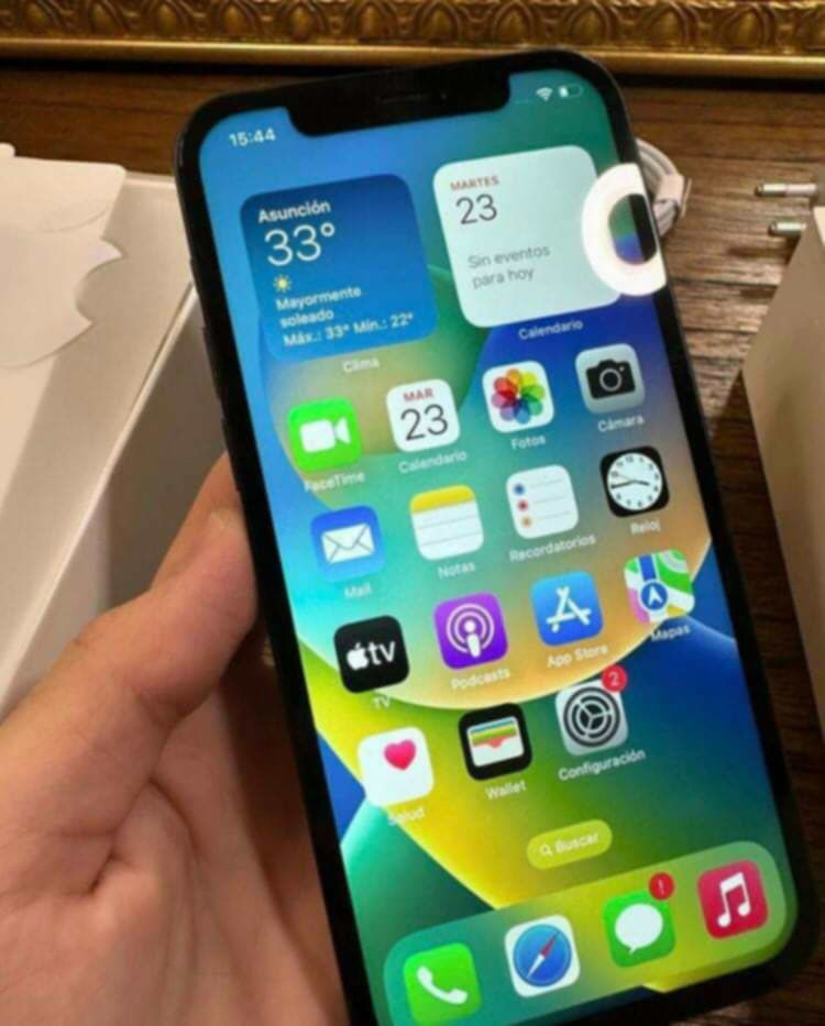 Brand new in box open box 0 scratches 0 dents 0 cracked is unlocked to all carrier original boost mobile is unlocked IPHONE 12 128GB black $340! Brand