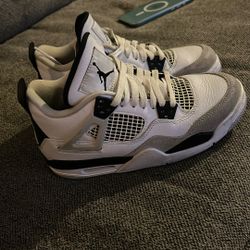 Jordan 4