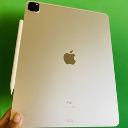 512GB Apple IPad Pro 12.9” 5th Generation ( 2021 Model / M1 chip / XDR Led display ) with keyboard, pen & Accessories (warranty till 08/2023)