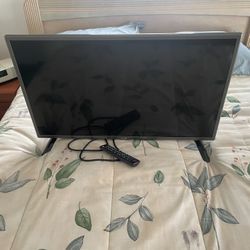 32” LG TV HD