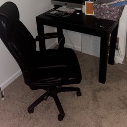 Desk & Chair 