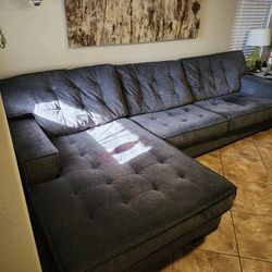 Couch & STOVE 