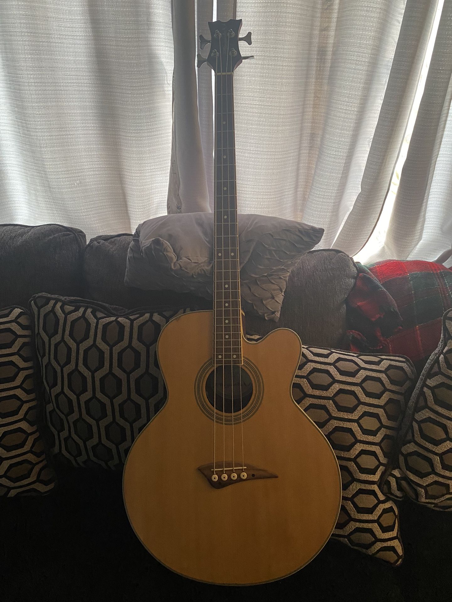 Dean Acoustic Bass