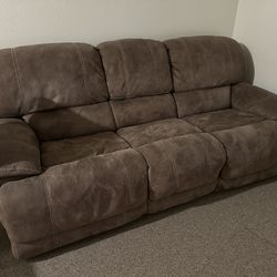 Reclining Couch Brown Great Condition 