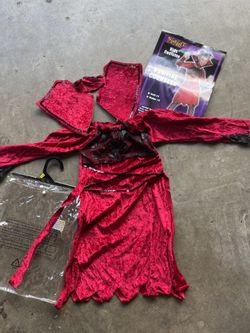 Need A Girls Costume? Avoid The Rush At Costume Store