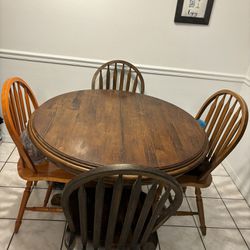 Solid Wood Table With 4 Chairs 