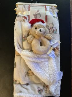 Winnie The Pooh Toddler Blanket With Rattle