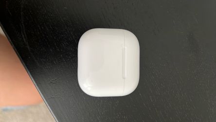 AirPods 4th Generation