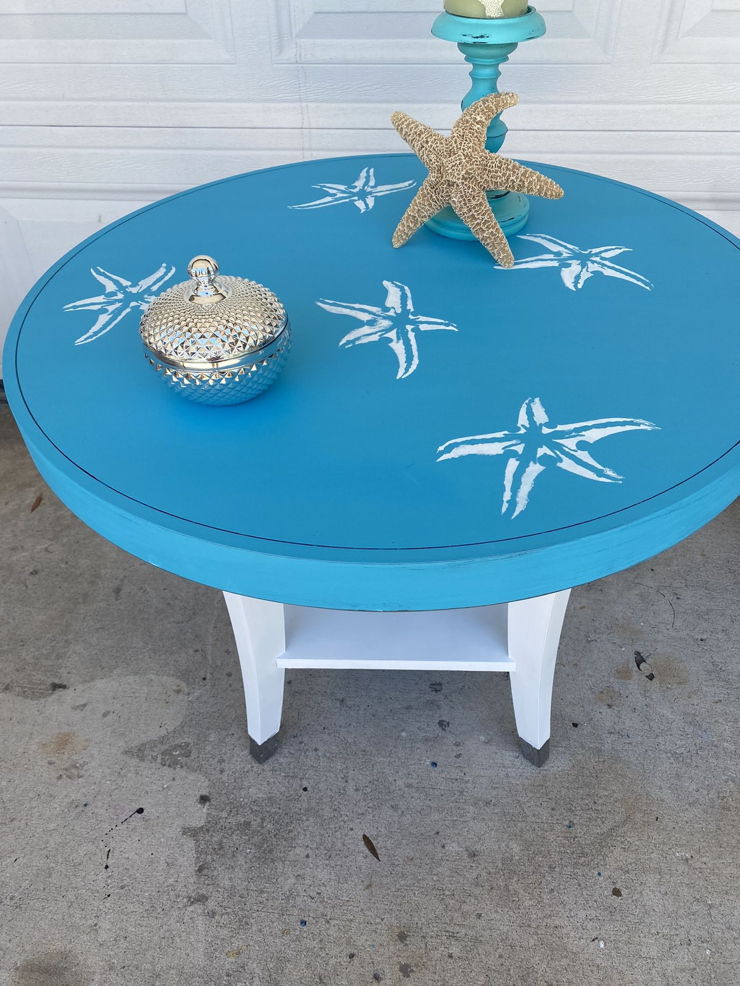 Round Side Table 30 Diameter 24 Tall
