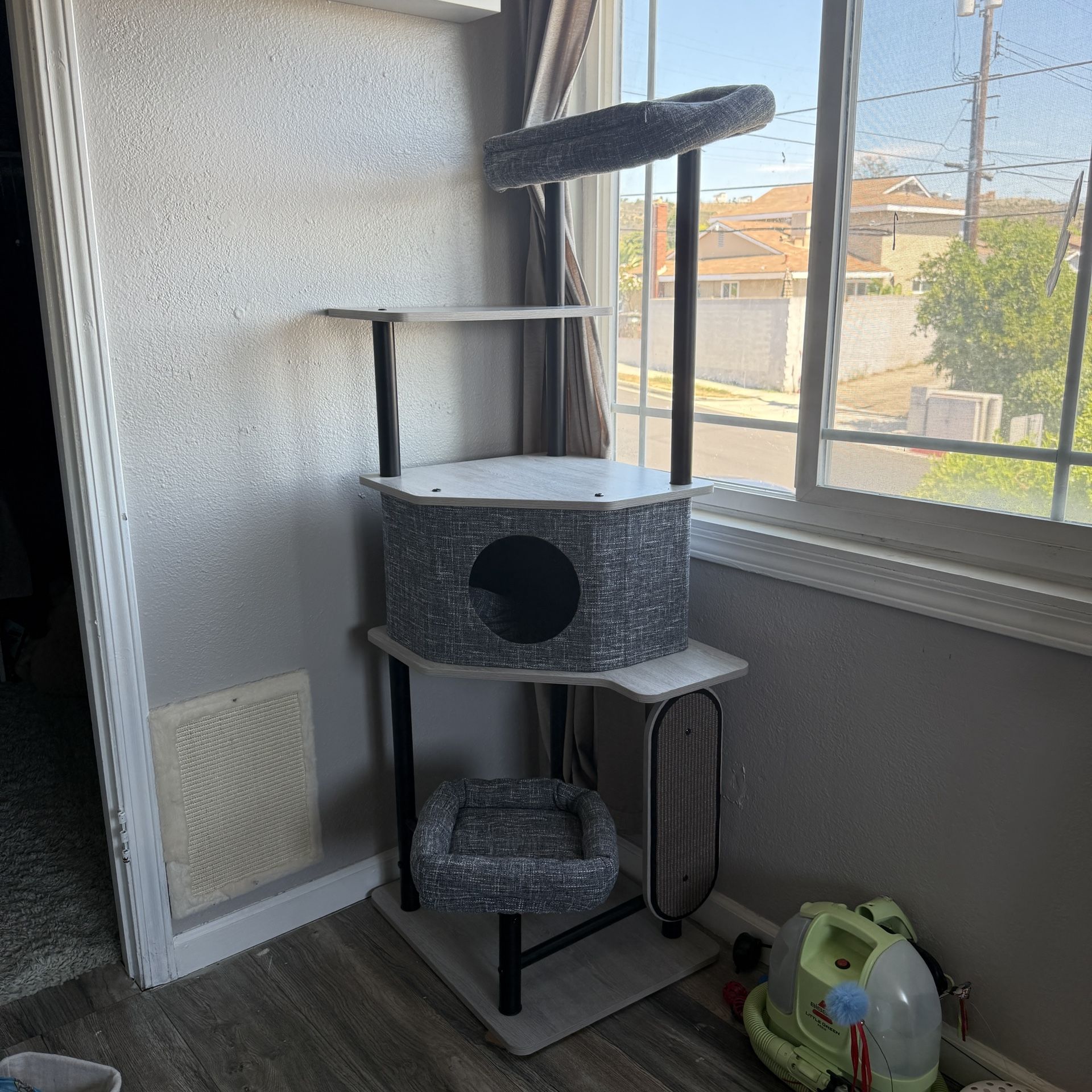 Modern Cat Tree with ledge 