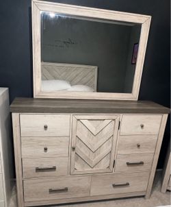 King Bed Frame/Dresser with Mirror