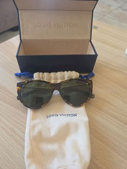 Louis Vuitton  sunglass