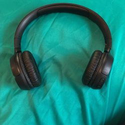 JBL BT Headephones