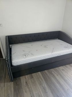 Day bed