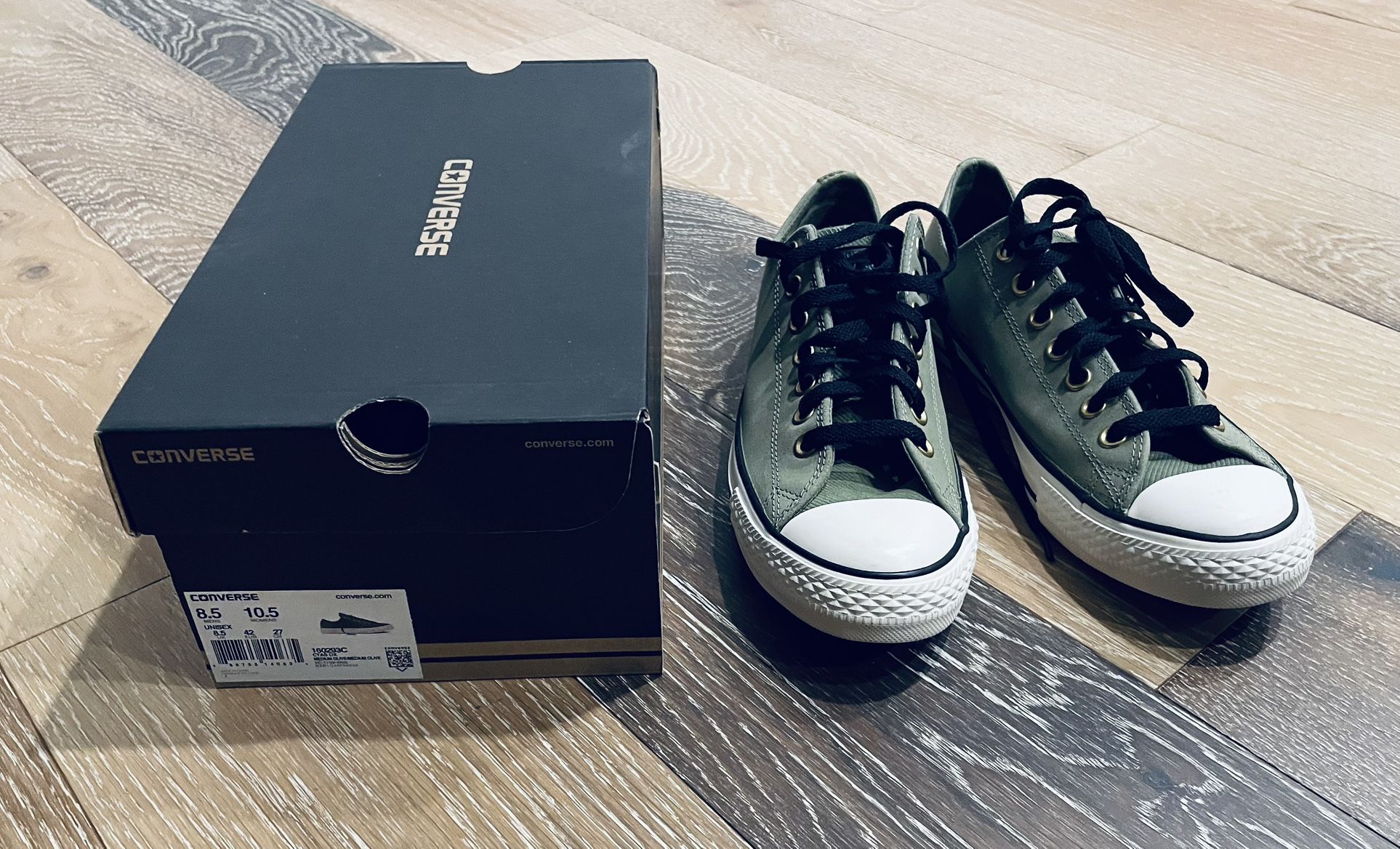 Converse Shoes Men’s Size 8.5