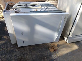 Dishwasher, Fridge, Range